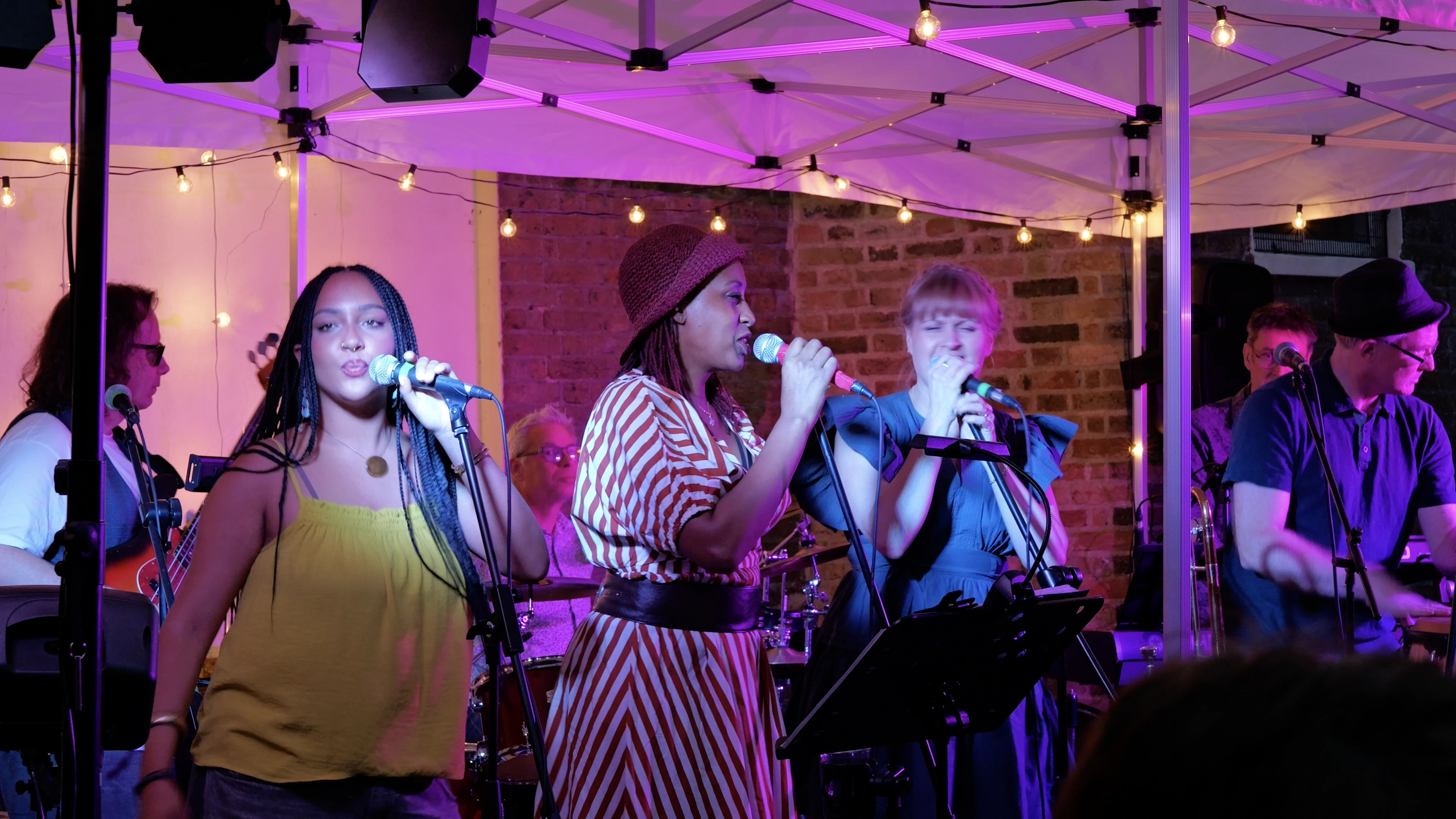 Groove 101 vocalists and musicians performing live